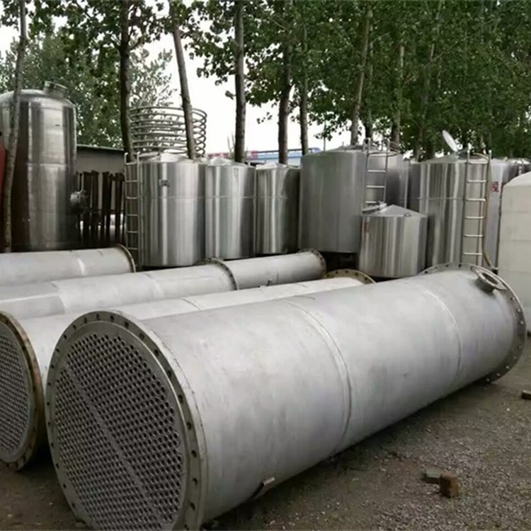 山东设备市场供应二手不锈钢冷凝器 转让二手钛材换热器